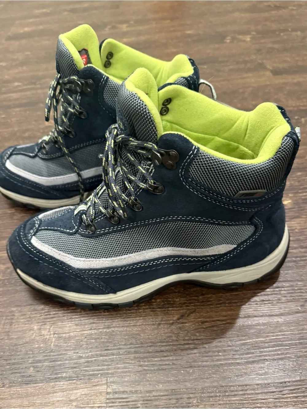 LL Bean Women's Waterproof Hiking Boots Tek 2.5 Insulated 200G 8.5 M Primaloft